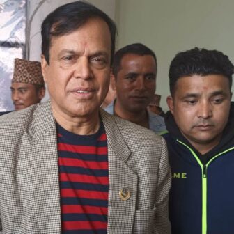 प्रदेश खारेजी पक्षधर पाठकको हातमा प्रदेशसभाको चाबि