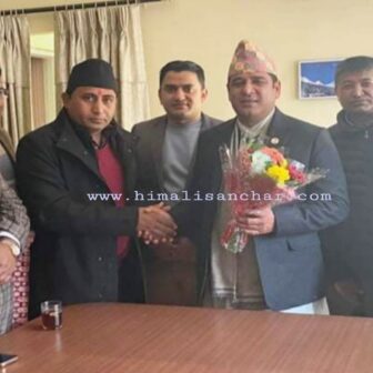 ग्यास विक्रेता महासंघको टिमले उधोगमन्त्री भण्डारीलाई भेट गर्यो