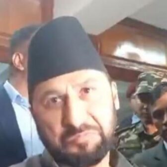 रविले भने- म कुनै देशको नागरिक रहिनँ