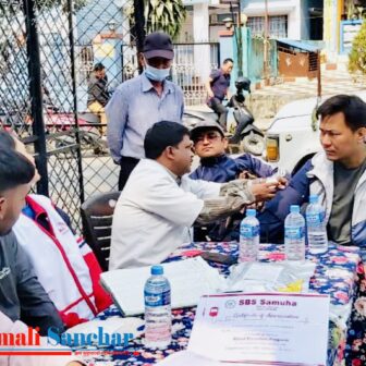 धरानमा सेकेन्डरी पूर्व विद्यार्थीद्धारा रक्तदान कार्यक्रम सम्पन्न