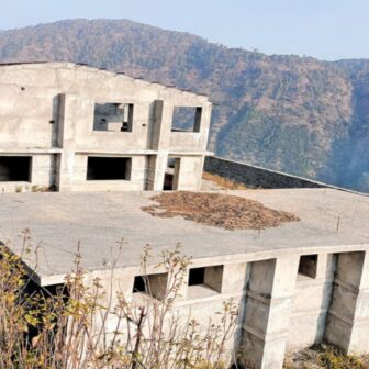 अछाममा ७ वर्षसम्म पनि बनेन स्वास्थ्य चौकी भवन