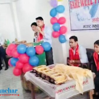 मोरङको रंगेली स्थित माउण्ड मकालुले कक्षा-१२ का विधार्थीहरुलाई गऱ्यो विदाई