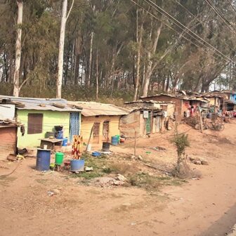 काठमाडौं उपत्यकाका सुकुम्वासी ६ महिनाभित्र हटाउन निर्देशन