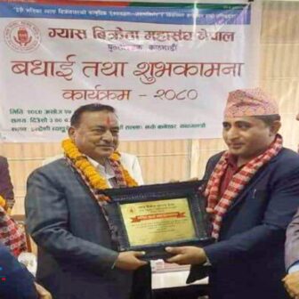ग्यासको व्यवस्थित विक्रिवितरणबारे कार्यविधी बनाएर जानुपर्ने : अध्यक्ष घिमिरे