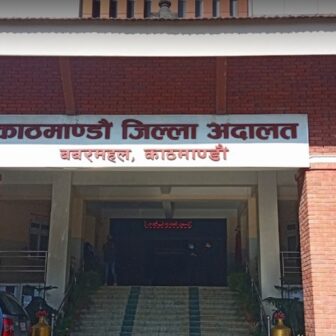 ठमेलमा लुटपाट आरोपमा असई, हवलदार र प्रहरी जवानसहित पाँचै जना जेल चलान