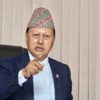 स्वास्थ्य बीमा प्रभावकारी तुल्याउन मन्त्री बस्नेतले नवनियुक्त अध्यक्ष तथा सदस्यहरुलाई दिए निर्देशन