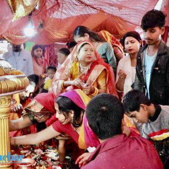 मोरङको रंगेलीमा श्री सन्सारी माई मन्दिरमा बली चढाईयो, भक्तजनहरुको ठुलो घुइचो