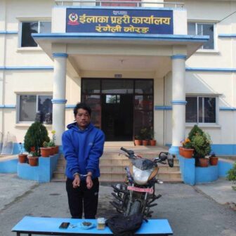 लागुओैषधसहित धनकुटाका कुसुम रंगेलीमा पक्राउ