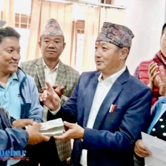 सुम्निमा-पारुहाङ प्रतिमा निर्माणका लागि युकेबाट २ लाख ११ हजार सहयोग