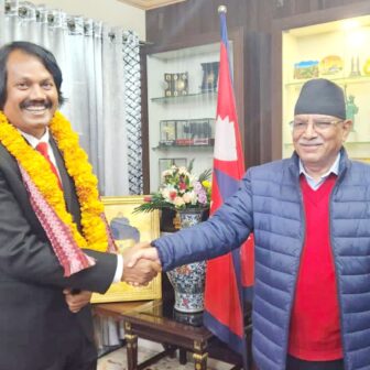 जनमतले प्रचण्डलाई विश्वासको मत नदिने