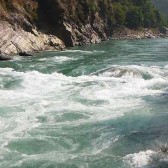 बझाङका एक युवक माछा मार्ने क्रममा सेती नदीमा बेपत्ता