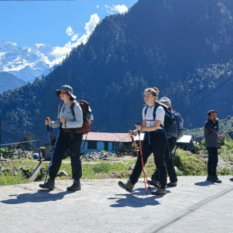 अन्नपूर्ण पदमार्गमा पर्यटकको चहलपहल