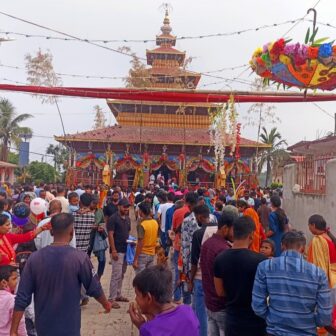 नवरात्रको छैटौँ दिन: छिन्नमस्ता र कङ्कालिनीमा दर्शनार्थीको भीड