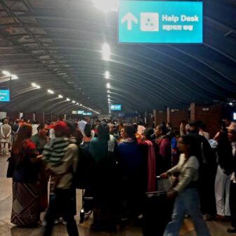 दशैंका बेला विदेश उड्नुपर्ने बाध्यता