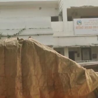 भेटेरिनरी अस्पताल अस्तब्यस्त, सेवा नपाउँदा किसान निराश
