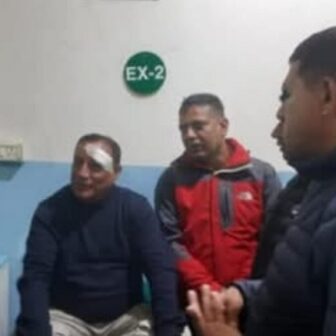 कोशी प्रदेशका पूर्वमुख्यमन्त्री उद्धव थापामाथि झापामा आक्रमण