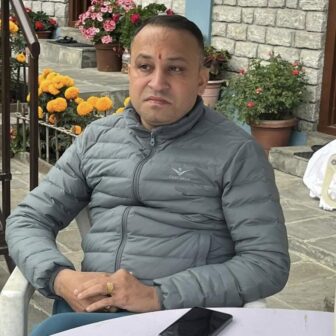वडाध्यक्षको दुर्व्यवहारले पोखरा महानगरमा तनाव, कर्मचारी र व्यवसायी आन्दोलित