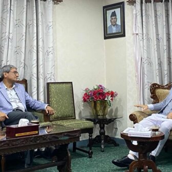 सभामुख र गृहमन्त्रीबीच संसद् गतिरोध अन्त्य गर्न छलफल, सहमति प्रयास जारी