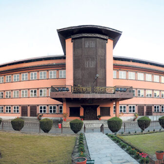 जापान जाने श्रमिकसँग असुली, सर्वोच्चको कारण देखाउ आदेश