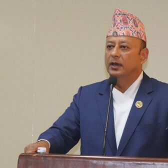 चितवनमा विद्युत अवरुद्ध हुने सूचना लोडसेडिङसँग सम्बन्धित होइनः ऊर्जामन्त्री खड्का