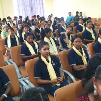 मिनिल्याण्डले गर्‍यो स्वागत