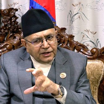 सरकारबाट संसद् कमजोर बनाउने प्रयास भइरहेको छ : सभामुख घिमिरे