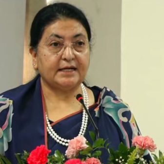 एमाले नेतृत्वविरुद्ध विद्या भण्डारीको अडान : विकृति र विसंगतिविरुद्ध निरन्तर लडिरहने घोषणा