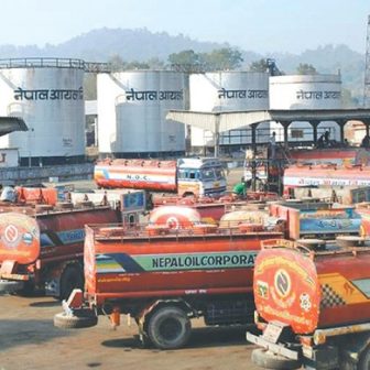 दसैँमा पनि खुला रहने आयल निगमका यी १३ डिपो