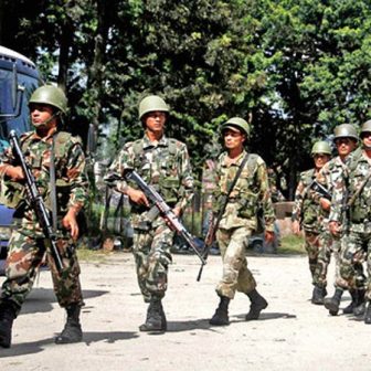 प्रहरीबाट खोसिएका हतियार सेनाको जिम्मा