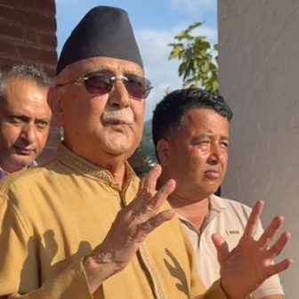 सिंहदरबार जलाउने धम्की पहिले नै दिइएको थियोः केपी शर्मा ओली