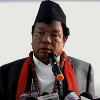 उद्घाटन र रिबन काट्ने कार्यक्रममा नबोलाउन शिक्षामन्त्री पुनको आग्रह