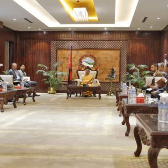 बालुवाटार बैठकमा राप्रपाको माग: चुनावअघि नै राजा राख्नुपर्ने सुझाव