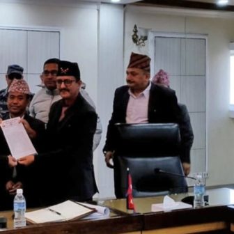 सरकार र दुर्गा प्रसाईं समूहबीच गृह मन्त्रालयमा वार्ता जारी