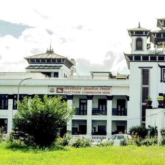 राष्ट्रिय परिचयपत्रमार्फत मतदाता दर्तामा बढ्दो रुचि, तीन लाखभन्दा धेरैले बायोमेट्रिक दर्ता