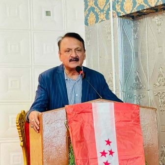 नुवाकोटमा लोकप्रियता बढाउँदै कांग्रेस नेता डा. प्रकाश शरण महत