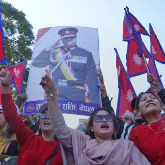 राजा र नयाँ समझदारीका लागि राप्रपाको प्रदर्शन