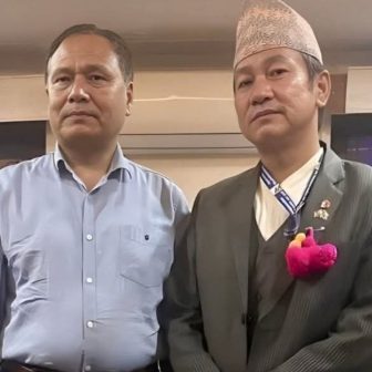 ऊर्जामन्त्रीमाथि साम्पाङको प्रहार मेरो पछि–पछि बत्ती बन्द