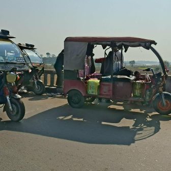 झापामा सशस्त्र र नेपाल प्रहरीकै मिलेमत्तोमा तस्करी फस्टायो, घुमुवा असुलीको आतंक