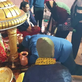 सन्सारीमाई मन्दिरमा पर्यटन मन्त्री पराजुलीको निरीक्षण, साता दिनभित्र शौचालय सञ्चालनको निर्देशन