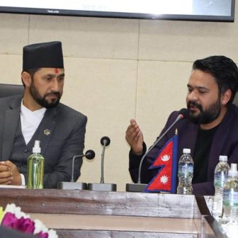 रास्वपाले नागरिक करारपत्र सार्वजनिक गर्यो : दलीयकरण अन्त्य र सम्पत्ति छानबिनमा जोड