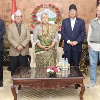 प्रधानमन्त्रीको नेतृत्वको प्रशंसा गर्दै प्रचण्डले भने– निर्वाचन नहुँदा देश संकटमा पर्थ्यो