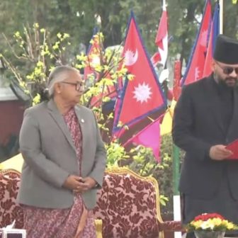 प्रधानमन्त्री बालेनको शपथ समारोहमा अधिकांश पूर्वप्रधानमन्त्री उपस्थित, ओली भने आएनन्