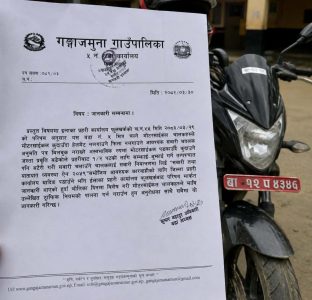 फूलखर्क क्षेत्रमा ट्राफिक नियम उल्लंघन गर्ने मोटरसाइकल चालकविरुद्ध कडा कारबाही हुने