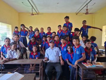 सानो उमेरमा ठूलो मन : आदर्श माविका विद्यार्थीले जुटाए राहत रकम